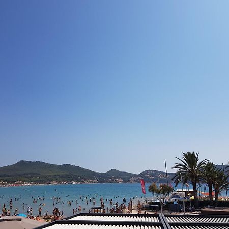 Apartamento Les Pieds Dans L'Eau Saint-Cyr-sur-Mer Exterior foto