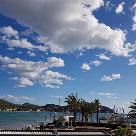 Apartamento Les Pieds Dans L'Eau Saint-Cyr-sur-Mer Exterior foto