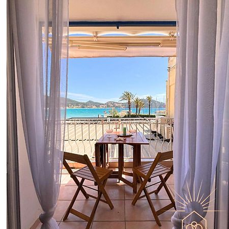Apartamento Les Pieds Dans L'Eau Saint-Cyr-sur-Mer Exterior foto